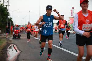 BIB: 42389, 26992, 24882
                            <button type="button" onclick="openModal(12255998)" class="btn btn-primary btn-sm float-right btn-popup" data-toggle="modal" data-target=".modal-high-quality">
                        <i class="fas fa-shopping-cart"></i> Add to Cart
                    </button>
                                            <button type="button" onclick="isThisMe(12255998, true)" class="btn btn-success btn-sm float-right btn-popup btn-isme hidden" data-toggle="tooltip" data-placement="bottom" title="นี่คือรูปของคุณใช่ไหม คลิกที่นี่เพื่อเอาเข้าอัลบั้ม">
                        <i class="fas fa-plus"></i> Add to album
                    </button>
                    <button type="button" onclick="isThisMe(12255998, false)" class="btn btn-warning btn-sm float-right btn-popup btn-isnotme hidden">
                        <i class="fas fa-ban"></i> Remove from album
                    </button>