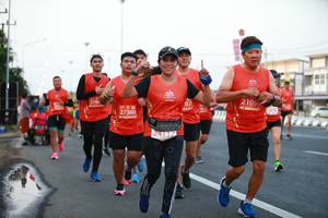 BIB: 2109, 2784, 27360, 24117
                            <button type="button" onclick="openModal(12527896)" class="btn btn-primary btn-sm float-right btn-popup" data-toggle="modal" data-target=".modal-high-quality">
                        <i class="fas fa-shopping-cart"></i> Add to Cart
                    </button>
                                            <button type="button" onclick="isThisMe(12527896, true)" class="btn btn-success btn-sm float-right btn-popup btn-isme hidden" data-toggle="tooltip" data-placement="bottom" title="นี่คือรูปของคุณใช่ไหม คลิกที่นี่เพื่อเอาเข้าอัลบั้ม">
                        <i class="fas fa-plus"></i> Add to album
                    </button>
                    <button type="button" onclick="isThisMe(12527896, false)" class="btn btn-warning btn-sm float-right btn-popup btn-isnotme hidden">
                        <i class="fas fa-ban"></i> Remove from album
                    </button>