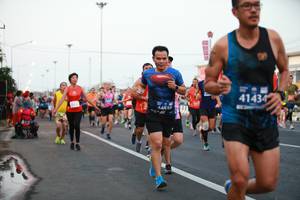 BIB: 41434, 44838
                            <button type="button" onclick="openModal(12257204)" class="btn btn-primary btn-sm float-right btn-popup" data-toggle="modal" data-target=".modal-high-quality">
                        <i class="fas fa-shopping-cart"></i> Add to Cart
                    </button>
                                            <button type="button" onclick="isThisMe(12257204, true)" class="btn btn-success btn-sm float-right btn-popup btn-isme hidden" data-toggle="tooltip" data-placement="bottom" title="นี่คือรูปของคุณใช่ไหม คลิกที่นี่เพื่อเอาเข้าอัลบั้ม">
                        <i class="fas fa-plus"></i> Add to album
                    </button>
                    <button type="button" onclick="isThisMe(12257204, false)" class="btn btn-warning btn-sm float-right btn-popup btn-isnotme hidden">
                        <i class="fas fa-ban"></i> Remove from album
                    </button>