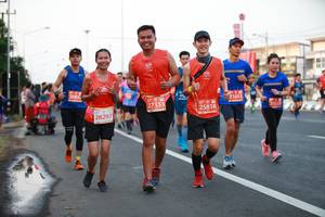BIB: 2085, 21653, 27353, 20525, 25818, 28297
                            <button type="button" onclick="openModal(12532769)" class="btn btn-primary btn-sm float-right btn-popup" data-toggle="modal" data-target=".modal-high-quality">
                        <i class="fas fa-shopping-cart"></i> Add to Cart
                    </button>
                                            <button type="button" onclick="isThisMe(12532769, true)" class="btn btn-success btn-sm float-right btn-popup btn-isme hidden" data-toggle="tooltip" data-placement="bottom" title="นี่คือรูปของคุณใช่ไหม คลิกที่นี่เพื่อเอาเข้าอัลบั้ม">
                        <i class="fas fa-plus"></i> Add to album
                    </button>
                    <button type="button" onclick="isThisMe(12532769, false)" class="btn btn-warning btn-sm float-right btn-popup btn-isnotme hidden">
                        <i class="fas fa-ban"></i> Remove from album
                    </button>