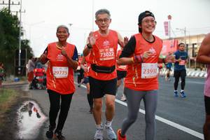 BIB: 73022, 29775, 23930
                            <button type="button" onclick="openModal(12527558)" class="btn btn-primary btn-sm float-right btn-popup" data-toggle="modal" data-target=".modal-high-quality">
                        <i class="fas fa-shopping-cart"></i> Add to Cart
                    </button>
                                            <button type="button" onclick="isThisMe(12527558, true)" class="btn btn-success btn-sm float-right btn-popup btn-isme hidden" data-toggle="tooltip" data-placement="bottom" title="นี่คือรูปของคุณใช่ไหม คลิกที่นี่เพื่อเอาเข้าอัลบั้ม">
                        <i class="fas fa-plus"></i> Add to album
                    </button>
                    <button type="button" onclick="isThisMe(12527558, false)" class="btn btn-warning btn-sm float-right btn-popup btn-isnotme hidden">
                        <i class="fas fa-ban"></i> Remove from album
                    </button>