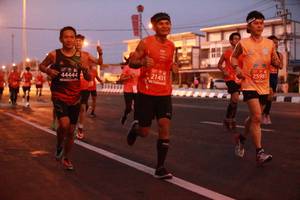 BIB: 25983, 21451, 44444
                            <button type="button" onclick="openModal(12240936)" class="btn btn-primary btn-sm float-right btn-popup" data-toggle="modal" data-target=".modal-high-quality">
                        <i class="fas fa-shopping-cart"></i> Add to Cart
                    </button>
                                            <button type="button" onclick="isThisMe(12240936, true)" class="btn btn-success btn-sm float-right btn-popup btn-isme hidden" data-toggle="tooltip" data-placement="bottom" title="นี่คือรูปของคุณใช่ไหม คลิกที่นี่เพื่อเอาเข้าอัลบั้ม">
                        <i class="fas fa-plus"></i> Add to album
                    </button>
                    <button type="button" onclick="isThisMe(12240936, false)" class="btn btn-warning btn-sm float-right btn-popup btn-isnotme hidden">
                        <i class="fas fa-ban"></i> Remove from album
                    </button>