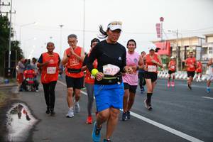 BIB: 73022, 29775, 101, 29223
                            <button type="button" onclick="openModal(12527519)" class="btn btn-primary btn-sm float-right btn-popup" data-toggle="modal" data-target=".modal-high-quality">
                        <i class="fas fa-shopping-cart"></i> Add to Cart
                    </button>
                                            <button type="button" onclick="isThisMe(12527519, true)" class="btn btn-success btn-sm float-right btn-popup btn-isme hidden" data-toggle="tooltip" data-placement="bottom" title="นี่คือรูปของคุณใช่ไหม คลิกที่นี่เพื่อเอาเข้าอัลบั้ม">
                        <i class="fas fa-plus"></i> Add to album
                    </button>
                    <button type="button" onclick="isThisMe(12527519, false)" class="btn btn-warning btn-sm float-right btn-popup btn-isnotme hidden">
                        <i class="fas fa-ban"></i> Remove from album
                    </button>
