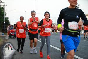 BIB: 73022, 29223, 29775, 23930
                            <button type="button" onclick="openModal(12527536)" class="btn btn-primary btn-sm float-right btn-popup" data-toggle="modal" data-target=".modal-high-quality">
                        <i class="fas fa-shopping-cart"></i> Add to Cart
                    </button>
                                            <button type="button" onclick="isThisMe(12527536, true)" class="btn btn-success btn-sm float-right btn-popup btn-isme hidden" data-toggle="tooltip" data-placement="bottom" title="นี่คือรูปของคุณใช่ไหม คลิกที่นี่เพื่อเอาเข้าอัลบั้ม">
                        <i class="fas fa-plus"></i> Add to album
                    </button>
                    <button type="button" onclick="isThisMe(12527536, false)" class="btn btn-warning btn-sm float-right btn-popup btn-isnotme hidden">
                        <i class="fas fa-ban"></i> Remove from album
                    </button>