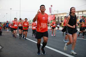 BIB: 71015
                            <button type="button" onclick="openModal(12254724)" class="btn btn-primary btn-sm float-right btn-popup" data-toggle="modal" data-target=".modal-high-quality">
                        <i class="fas fa-shopping-cart"></i> Add to Cart
                    </button>
                                            <button type="button" onclick="isThisMe(12254724, true)" class="btn btn-success btn-sm float-right btn-popup btn-isme hidden" data-toggle="tooltip" data-placement="bottom" title="นี่คือรูปของคุณใช่ไหม คลิกที่นี่เพื่อเอาเข้าอัลบั้ม">
                        <i class="fas fa-plus"></i> Add to album
                    </button>
                    <button type="button" onclick="isThisMe(12254724, false)" class="btn btn-warning btn-sm float-right btn-popup btn-isnotme hidden">
                        <i class="fas fa-ban"></i> Remove from album
                    </button>