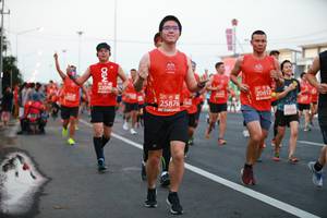 BIB: 22090, 20612, 25876, 295
                            <button type="button" onclick="openModal(12255114)" class="btn btn-primary btn-sm float-right btn-popup" data-toggle="modal" data-target=".modal-high-quality">
                        <i class="fas fa-shopping-cart"></i> Add to Cart
                    </button>
                                            <button type="button" onclick="isThisMe(12255114, true)" class="btn btn-success btn-sm float-right btn-popup btn-isme hidden" data-toggle="tooltip" data-placement="bottom" title="นี่คือรูปของคุณใช่ไหม คลิกที่นี่เพื่อเอาเข้าอัลบั้ม">
                        <i class="fas fa-plus"></i> Add to album
                    </button>
                    <button type="button" onclick="isThisMe(12255114, false)" class="btn btn-warning btn-sm float-right btn-popup btn-isnotme hidden">
                        <i class="fas fa-ban"></i> Remove from album
                    </button>
