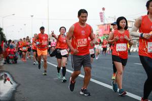 BIB: 2652, 21707, 28106, 28783, 209
                            <button type="button" onclick="openModal(12533360)" class="btn btn-primary btn-sm float-right btn-popup" data-toggle="modal" data-target=".modal-high-quality">
                        <i class="fas fa-shopping-cart"></i> Add to Cart
                    </button>
                                            <button type="button" onclick="isThisMe(12533360, true)" class="btn btn-success btn-sm float-right btn-popup btn-isme hidden" data-toggle="tooltip" data-placement="bottom" title="นี่คือรูปของคุณใช่ไหม คลิกที่นี่เพื่อเอาเข้าอัลบั้ม">
                        <i class="fas fa-plus"></i> Add to album
                    </button>
                    <button type="button" onclick="isThisMe(12533360, false)" class="btn btn-warning btn-sm float-right btn-popup btn-isnotme hidden">
                        <i class="fas fa-ban"></i> Remove from album
                    </button>