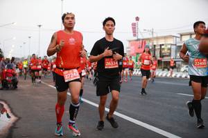 BIB: 26334, 27242, 22400
                            <button type="button" onclick="openModal(12252685)" class="btn btn-primary btn-sm float-right btn-popup" data-toggle="modal" data-target=".modal-high-quality">
                        <i class="fas fa-shopping-cart"></i> Add to Cart
                    </button>
                                            <button type="button" onclick="isThisMe(12252685, true)" class="btn btn-success btn-sm float-right btn-popup btn-isme hidden" data-toggle="tooltip" data-placement="bottom" title="นี่คือรูปของคุณใช่ไหม คลิกที่นี่เพื่อเอาเข้าอัลบั้ม">
                        <i class="fas fa-plus"></i> Add to album
                    </button>
                    <button type="button" onclick="isThisMe(12252685, false)" class="btn btn-warning btn-sm float-right btn-popup btn-isnotme hidden">
                        <i class="fas fa-ban"></i> Remove from album
                    </button>