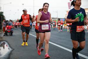 BIB: 25505, 28750, 20263
                            <button type="button" onclick="openModal(12529814)" class="btn btn-primary btn-sm float-right btn-popup" data-toggle="modal" data-target=".modal-high-quality">
                        <i class="fas fa-shopping-cart"></i> Add to Cart
                    </button>
                                            <button type="button" onclick="isThisMe(12529814, true)" class="btn btn-success btn-sm float-right btn-popup btn-isme hidden" data-toggle="tooltip" data-placement="bottom" title="นี่คือรูปของคุณใช่ไหม คลิกที่นี่เพื่อเอาเข้าอัลบั้ม">
                        <i class="fas fa-plus"></i> Add to album
                    </button>
                    <button type="button" onclick="isThisMe(12529814, false)" class="btn btn-warning btn-sm float-right btn-popup btn-isnotme hidden">
                        <i class="fas fa-ban"></i> Remove from album
                    </button>
