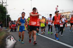 BIB: 2140, 2762, 7005, 27533, 7421, 0216, 28195
                            <button type="button" onclick="openModal(12527935)" class="btn btn-primary btn-sm float-right btn-popup" data-toggle="modal" data-target=".modal-high-quality">
                        <i class="fas fa-shopping-cart"></i> Add to Cart
                    </button>
                                            <button type="button" onclick="isThisMe(12527935, true)" class="btn btn-success btn-sm float-right btn-popup btn-isme hidden" data-toggle="tooltip" data-placement="bottom" title="นี่คือรูปของคุณใช่ไหม คลิกที่นี่เพื่อเอาเข้าอัลบั้ม">
                        <i class="fas fa-plus"></i> Add to album
                    </button>
                    <button type="button" onclick="isThisMe(12527935, false)" class="btn btn-warning btn-sm float-right btn-popup btn-isnotme hidden">
                        <i class="fas fa-ban"></i> Remove from album
                    </button>