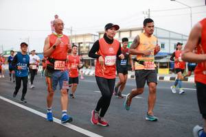 BIB: 2938, 444, 21220, 21690
                            <button type="button" onclick="openModal(12253927)" class="btn btn-primary btn-sm float-right btn-popup" data-toggle="modal" data-target=".modal-high-quality">
                        <i class="fas fa-shopping-cart"></i> Add to Cart
                    </button>
                                            <button type="button" onclick="isThisMe(12253927, true)" class="btn btn-success btn-sm float-right btn-popup btn-isme hidden" data-toggle="tooltip" data-placement="bottom" title="นี่คือรูปของคุณใช่ไหม คลิกที่นี่เพื่อเอาเข้าอัลบั้ม">
                        <i class="fas fa-plus"></i> Add to album
                    </button>
                    <button type="button" onclick="isThisMe(12253927, false)" class="btn btn-warning btn-sm float-right btn-popup btn-isnotme hidden">
                        <i class="fas fa-ban"></i> Remove from album
                    </button>