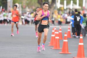 BIB: 25961
                            <button type="button" onclick="openModal(10686295)" class="btn btn-primary btn-sm float-right btn-popup" data-toggle="modal" data-target=".modal-high-quality">
                        <i class="fas fa-shopping-cart"></i> Add to Cart
                    </button>
                                            <button type="button" onclick="isThisMe(10686295, true)" class="btn btn-success btn-sm float-right btn-popup btn-isme hidden" data-toggle="tooltip" data-placement="bottom" title="นี่คือรูปของคุณใช่ไหม คลิกที่นี่เพื่อเอาเข้าอัลบั้ม">
                        <i class="fas fa-plus"></i> Add to album
                    </button>
                    <button type="button" onclick="isThisMe(10686295, false)" class="btn btn-warning btn-sm float-right btn-popup btn-isnotme hidden">
                        <i class="fas fa-ban"></i> Remove from album
                    </button>
