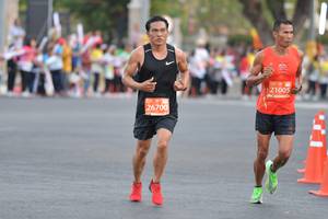 BIB: 21005, 26700
                            <button type="button" onclick="openModal(10688984)" class="btn btn-primary btn-sm float-right btn-popup" data-toggle="modal" data-target=".modal-high-quality">
                        <i class="fas fa-shopping-cart"></i> Add to Cart
                    </button>
                                            <button type="button" onclick="isThisMe(10688984, true)" class="btn btn-success btn-sm float-right btn-popup btn-isme hidden" data-toggle="tooltip" data-placement="bottom" title="นี่คือรูปของคุณใช่ไหม คลิกที่นี่เพื่อเอาเข้าอัลบั้ม">
                        <i class="fas fa-plus"></i> Add to album
                    </button>
                    <button type="button" onclick="isThisMe(10688984, false)" class="btn btn-warning btn-sm float-right btn-popup btn-isnotme hidden">
                        <i class="fas fa-ban"></i> Remove from album
                    </button>