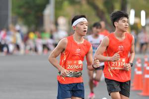 BIB: 21314, 26964
                            <button type="button" onclick="openModal(10693803)" class="btn btn-primary btn-sm float-right btn-popup" data-toggle="modal" data-target=".modal-high-quality">
                        <i class="fas fa-shopping-cart"></i> Add to Cart
                    </button>
                                            <button type="button" onclick="isThisMe(10693803, true)" class="btn btn-success btn-sm float-right btn-popup btn-isme hidden" data-toggle="tooltip" data-placement="bottom" title="นี่คือรูปของคุณใช่ไหม คลิกที่นี่เพื่อเอาเข้าอัลบั้ม">
                        <i class="fas fa-plus"></i> Add to album
                    </button>
                    <button type="button" onclick="isThisMe(10693803, false)" class="btn btn-warning btn-sm float-right btn-popup btn-isnotme hidden">
                        <i class="fas fa-ban"></i> Remove from album
                    </button>