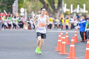 BIB: 20161
                            <button type="button" onclick="openModal(12885828)" class="btn btn-primary btn-sm float-right btn-popup" data-toggle="modal" data-target=".modal-high-quality">
                        <i class="fas fa-shopping-cart"></i> Add to Cart
                    </button>
                                            <button type="button" onclick="isThisMe(12885828, true)" class="btn btn-success btn-sm float-right btn-popup btn-isme hidden" data-toggle="tooltip" data-placement="bottom" title="นี่คือรูปของคุณใช่ไหม คลิกที่นี่เพื่อเอาเข้าอัลบั้ม">
                        <i class="fas fa-plus"></i> Add to album
                    </button>
                    <button type="button" onclick="isThisMe(12885828, false)" class="btn btn-warning btn-sm float-right btn-popup btn-isnotme hidden">
                        <i class="fas fa-ban"></i> Remove from album
                    </button>