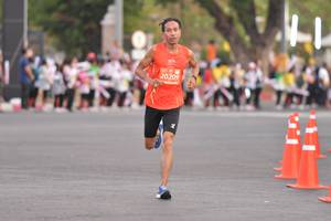 BIB: 20209
                            <button type="button" onclick="openModal(10683538)" class="btn btn-primary btn-sm float-right btn-popup" data-toggle="modal" data-target=".modal-high-quality">
                        <i class="fas fa-shopping-cart"></i> Add to Cart
                    </button>
                                            <button type="button" onclick="isThisMe(10683538, true)" class="btn btn-success btn-sm float-right btn-popup btn-isme hidden" data-toggle="tooltip" data-placement="bottom" title="นี่คือรูปของคุณใช่ไหม คลิกที่นี่เพื่อเอาเข้าอัลบั้ม">
                        <i class="fas fa-plus"></i> Add to album
                    </button>
                    <button type="button" onclick="isThisMe(10683538, false)" class="btn btn-warning btn-sm float-right btn-popup btn-isnotme hidden">
                        <i class="fas fa-ban"></i> Remove from album
                    </button>