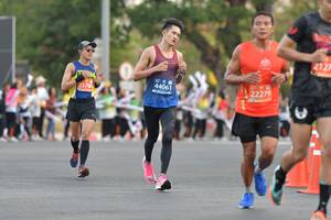 BIB: 4127, 44061, 22279, 2570
                            <button type="button" onclick="openModal(10693384)" class="btn btn-primary btn-sm float-right btn-popup" data-toggle="modal" data-target=".modal-high-quality">
                        <i class="fas fa-shopping-cart"></i> Add to Cart
                    </button>
                                            <button type="button" onclick="isThisMe(10693384, true)" class="btn btn-success btn-sm float-right btn-popup btn-isme hidden" data-toggle="tooltip" data-placement="bottom" title="นี่คือรูปของคุณใช่ไหม คลิกที่นี่เพื่อเอาเข้าอัลบั้ม">
                        <i class="fas fa-plus"></i> Add to album
                    </button>
                    <button type="button" onclick="isThisMe(10693384, false)" class="btn btn-warning btn-sm float-right btn-popup btn-isnotme hidden">
                        <i class="fas fa-ban"></i> Remove from album
                    </button>