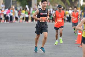 BIB: 21886
                            <button type="button" onclick="openModal(10694186)" class="btn btn-primary btn-sm float-right btn-popup" data-toggle="modal" data-target=".modal-high-quality">
                        <i class="fas fa-shopping-cart"></i> Add to Cart
                    </button>
                                            <button type="button" onclick="isThisMe(10694186, true)" class="btn btn-success btn-sm float-right btn-popup btn-isme hidden" data-toggle="tooltip" data-placement="bottom" title="นี่คือรูปของคุณใช่ไหม คลิกที่นี่เพื่อเอาเข้าอัลบั้ม">
                        <i class="fas fa-plus"></i> Add to album
                    </button>
                    <button type="button" onclick="isThisMe(10694186, false)" class="btn btn-warning btn-sm float-right btn-popup btn-isnotme hidden">
                        <i class="fas fa-ban"></i> Remove from album
                    </button>