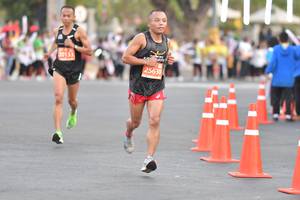 BIB: 20133, 25630
                            <button type="button" onclick="openModal(10686212)" class="btn btn-primary btn-sm float-right btn-popup" data-toggle="modal" data-target=".modal-high-quality">
                        <i class="fas fa-shopping-cart"></i> Add to Cart
                    </button>
                                            <button type="button" onclick="isThisMe(10686212, true)" class="btn btn-success btn-sm float-right btn-popup btn-isme hidden" data-toggle="tooltip" data-placement="bottom" title="นี่คือรูปของคุณใช่ไหม คลิกที่นี่เพื่อเอาเข้าอัลบั้ม">
                        <i class="fas fa-plus"></i> Add to album
                    </button>
                    <button type="button" onclick="isThisMe(10686212, false)" class="btn btn-warning btn-sm float-right btn-popup btn-isnotme hidden">
                        <i class="fas fa-ban"></i> Remove from album
                    </button>