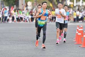 BIB: 26523, 26019, 1046
                            <button type="button" onclick="openModal(10690199)" class="btn btn-primary btn-sm float-right btn-popup" data-toggle="modal" data-target=".modal-high-quality">
                        <i class="fas fa-shopping-cart"></i> Add to Cart
                    </button>
                                            <button type="button" onclick="isThisMe(10690199, true)" class="btn btn-success btn-sm float-right btn-popup btn-isme hidden" data-toggle="tooltip" data-placement="bottom" title="นี่คือรูปของคุณใช่ไหม คลิกที่นี่เพื่อเอาเข้าอัลบั้ม">
                        <i class="fas fa-plus"></i> Add to album
                    </button>
                    <button type="button" onclick="isThisMe(10690199, false)" class="btn btn-warning btn-sm float-right btn-popup btn-isnotme hidden">
                        <i class="fas fa-ban"></i> Remove from album
                    </button>