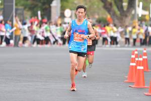 BIB: 2694
                            <button type="button" onclick="openModal(10686074)" class="btn btn-primary btn-sm float-right btn-popup" data-toggle="modal" data-target=".modal-high-quality">
                        <i class="fas fa-shopping-cart"></i> Add to Cart
                    </button>
                                            <button type="button" onclick="isThisMe(10686074, true)" class="btn btn-success btn-sm float-right btn-popup btn-isme hidden" data-toggle="tooltip" data-placement="bottom" title="นี่คือรูปของคุณใช่ไหม คลิกที่นี่เพื่อเอาเข้าอัลบั้ม">
                        <i class="fas fa-plus"></i> Add to album
                    </button>
                    <button type="button" onclick="isThisMe(10686074, false)" class="btn btn-warning btn-sm float-right btn-popup btn-isnotme hidden">
                        <i class="fas fa-ban"></i> Remove from album
                    </button>
