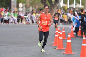 BIB: 26761
                            <button type="button" onclick="openModal(10686637)" class="btn btn-primary btn-sm float-right btn-popup" data-toggle="modal" data-target=".modal-high-quality">
                        <i class="fas fa-shopping-cart"></i> Add to Cart
                    </button>
                                            <button type="button" onclick="isThisMe(10686637, true)" class="btn btn-success btn-sm float-right btn-popup btn-isme hidden" data-toggle="tooltip" data-placement="bottom" title="นี่คือรูปของคุณใช่ไหม คลิกที่นี่เพื่อเอาเข้าอัลบั้ม">
                        <i class="fas fa-plus"></i> Add to album
                    </button>
                    <button type="button" onclick="isThisMe(10686637, false)" class="btn btn-warning btn-sm float-right btn-popup btn-isnotme hidden">
                        <i class="fas fa-ban"></i> Remove from album
                    </button>