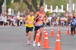 BIB: 20698, 26753
                            <button type="button" onclick="openModal(10683855)" class="btn btn-primary btn-sm float-right btn-popup" data-toggle="modal" data-target=".modal-high-quality">
                        <i class="fas fa-shopping-cart"></i> Add to Cart
                    </button>
                                            <button type="button" onclick="isThisMe(10683855, true)" class="btn btn-success btn-sm float-right btn-popup btn-isme hidden" data-toggle="tooltip" data-placement="bottom" title="นี่คือรูปของคุณใช่ไหม คลิกที่นี่เพื่อเอาเข้าอัลบั้ม">
                        <i class="fas fa-plus"></i> Add to album
                    </button>
                    <button type="button" onclick="isThisMe(10683855, false)" class="btn btn-warning btn-sm float-right btn-popup btn-isnotme hidden">
                        <i class="fas fa-ban"></i> Remove from album
                    </button>