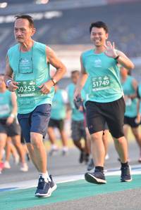 BIB: 50253, 51749
                            <button type="button" onclick="openModal(10472904)" class="btn btn-primary btn-sm float-right btn-popup" data-toggle="modal" data-target=".modal-high-quality">
                        <i class="fas fa-shopping-cart"></i> Add to Cart
                    </button>
                                            <button type="button" onclick="isThisMe(10472904, true)" class="btn btn-success btn-sm float-right btn-popup btn-isme hidden" data-toggle="tooltip" data-placement="bottom" title="นี่คือรูปของคุณใช่ไหม คลิกที่นี่เพื่อเอาเข้าอัลบั้ม">
                        <i class="fas fa-plus"></i> Add to album
                    </button>
                    <button type="button" onclick="isThisMe(10472904, false)" class="btn btn-warning btn-sm float-right btn-popup btn-isnotme hidden">
                        <i class="fas fa-ban"></i> Remove from album
                    </button>