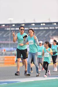 BIB: 51882, 52943, 52265
                            <button type="button" onclick="openModal(10478038)" class="btn btn-primary btn-sm float-right btn-popup" data-toggle="modal" data-target=".modal-high-quality">
                        <i class="fas fa-shopping-cart"></i> Add to Cart
                    </button>
                                            <button type="button" onclick="isThisMe(10478038, true)" class="btn btn-success btn-sm float-right btn-popup btn-isme hidden" data-toggle="tooltip" data-placement="bottom" title="นี่คือรูปของคุณใช่ไหม คลิกที่นี่เพื่อเอาเข้าอัลบั้ม">
                        <i class="fas fa-plus"></i> Add to album
                    </button>
                    <button type="button" onclick="isThisMe(10478038, false)" class="btn btn-warning btn-sm float-right btn-popup btn-isnotme hidden">
                        <i class="fas fa-ban"></i> Remove from album
                    </button>