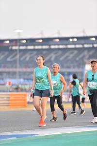 BIB: 70263, 53248, 049
                            <button type="button" onclick="openModal(10477341)" class="btn btn-primary btn-sm float-right btn-popup" data-toggle="modal" data-target=".modal-high-quality">
                        <i class="fas fa-shopping-cart"></i> Add to Cart
                    </button>
                                            <button type="button" onclick="isThisMe(10477341, true)" class="btn btn-success btn-sm float-right btn-popup btn-isme hidden" data-toggle="tooltip" data-placement="bottom" title="นี่คือรูปของคุณใช่ไหม คลิกที่นี่เพื่อเอาเข้าอัลบั้ม">
                        <i class="fas fa-plus"></i> Add to album
                    </button>
                    <button type="button" onclick="isThisMe(10477341, false)" class="btn btn-warning btn-sm float-right btn-popup btn-isnotme hidden">
                        <i class="fas fa-ban"></i> Remove from album
                    </button>