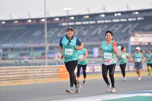 BIB: 53269, 52656
                            <button type="button" onclick="openModal(10479533)" class="btn btn-primary btn-sm float-right btn-popup" data-toggle="modal" data-target=".modal-high-quality">
                        <i class="fas fa-shopping-cart"></i> Add to Cart
                    </button>
                                            <button type="button" onclick="isThisMe(10479533, true)" class="btn btn-success btn-sm float-right btn-popup btn-isme hidden" data-toggle="tooltip" data-placement="bottom" title="นี่คือรูปของคุณใช่ไหม คลิกที่นี่เพื่อเอาเข้าอัลบั้ม">
                        <i class="fas fa-plus"></i> Add to album
                    </button>
                    <button type="button" onclick="isThisMe(10479533, false)" class="btn btn-warning btn-sm float-right btn-popup btn-isnotme hidden">
                        <i class="fas fa-ban"></i> Remove from album
                    </button>