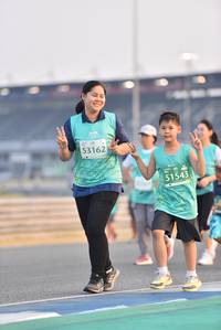 BIB: 53162, 51543
                            <button type="button" onclick="openModal(10478050)" class="btn btn-primary btn-sm float-right btn-popup" data-toggle="modal" data-target=".modal-high-quality">
                        <i class="fas fa-shopping-cart"></i> Add to Cart
                    </button>
                                            <button type="button" onclick="isThisMe(10478050, true)" class="btn btn-success btn-sm float-right btn-popup btn-isme hidden" data-toggle="tooltip" data-placement="bottom" title="นี่คือรูปของคุณใช่ไหม คลิกที่นี่เพื่อเอาเข้าอัลบั้ม">
                        <i class="fas fa-plus"></i> Add to album
                    </button>
                    <button type="button" onclick="isThisMe(10478050, false)" class="btn btn-warning btn-sm float-right btn-popup btn-isnotme hidden">
                        <i class="fas fa-ban"></i> Remove from album
                    </button>