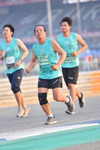 BIB: 51886, 0331
                            <button type="button" onclick="openModal(10451667)" class="btn btn-primary btn-sm float-right btn-popup" data-toggle="modal" data-target=".modal-high-quality">
                        <i class="fas fa-shopping-cart"></i> Add to Cart
                    </button>
                                            <button type="button" onclick="isThisMe(10451667, true)" class="btn btn-success btn-sm float-right btn-popup btn-isme hidden" data-toggle="tooltip" data-placement="bottom" title="นี่คือรูปของคุณใช่ไหม คลิกที่นี่เพื่อเอาเข้าอัลบั้ม">
                        <i class="fas fa-plus"></i> Add to album
                    </button>
                    <button type="button" onclick="isThisMe(10451667, false)" class="btn btn-warning btn-sm float-right btn-popup btn-isnotme hidden">
                        <i class="fas fa-ban"></i> Remove from album
                    </button>