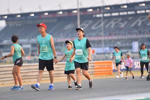 BIB: 51948, 53052, 61534
                            <button type="button" onclick="openModal(10479068)" class="btn btn-primary btn-sm float-right btn-popup" data-toggle="modal" data-target=".modal-high-quality">
                        <i class="fas fa-shopping-cart"></i> Add to Cart
                    </button>
                                            <button type="button" onclick="isThisMe(10479068, true)" class="btn btn-success btn-sm float-right btn-popup btn-isme hidden" data-toggle="tooltip" data-placement="bottom" title="นี่คือรูปของคุณใช่ไหม คลิกที่นี่เพื่อเอาเข้าอัลบั้ม">
                        <i class="fas fa-plus"></i> Add to album
                    </button>
                    <button type="button" onclick="isThisMe(10479068, false)" class="btn btn-warning btn-sm float-right btn-popup btn-isnotme hidden">
                        <i class="fas fa-ban"></i> Remove from album
                    </button>