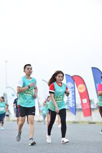 BIB: 53432, 3428
                            <button type="button" onclick="openModal(10486374)" class="btn btn-primary btn-sm float-right btn-popup" data-toggle="modal" data-target=".modal-high-quality">
                        <i class="fas fa-shopping-cart"></i> Add to Cart
                    </button>
                                            <button type="button" onclick="isThisMe(10486374, true)" class="btn btn-success btn-sm float-right btn-popup btn-isme hidden" data-toggle="tooltip" data-placement="bottom" title="นี่คือรูปของคุณใช่ไหม คลิกที่นี่เพื่อเอาเข้าอัลบั้ม">
                        <i class="fas fa-plus"></i> Add to album
                    </button>
                    <button type="button" onclick="isThisMe(10486374, false)" class="btn btn-warning btn-sm float-right btn-popup btn-isnotme hidden">
                        <i class="fas fa-ban"></i> Remove from album
                    </button>