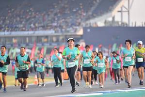 BIB: 51667, 52963, 50898, 52250
                            <button type="button" onclick="openModal(10474050)" class="btn btn-primary btn-sm float-right btn-popup" data-toggle="modal" data-target=".modal-high-quality">
                        <i class="fas fa-shopping-cart"></i> Add to Cart
                    </button>
                                            <button type="button" onclick="isThisMe(10474050, true)" class="btn btn-success btn-sm float-right btn-popup btn-isme hidden" data-toggle="tooltip" data-placement="bottom" title="นี่คือรูปของคุณใช่ไหม คลิกที่นี่เพื่อเอาเข้าอัลบั้ม">
                        <i class="fas fa-plus"></i> Add to album
                    </button>
                    <button type="button" onclick="isThisMe(10474050, false)" class="btn btn-warning btn-sm float-right btn-popup btn-isnotme hidden">
                        <i class="fas fa-ban"></i> Remove from album
                    </button>