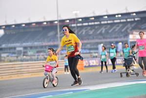 BIB: 50299, 70271, 30501
                            <button type="button" onclick="openModal(10479211)" class="btn btn-primary btn-sm float-right btn-popup" data-toggle="modal" data-target=".modal-high-quality">
                        <i class="fas fa-shopping-cart"></i> Add to Cart
                    </button>
                                            <button type="button" onclick="isThisMe(10479211, true)" class="btn btn-success btn-sm float-right btn-popup btn-isme hidden" data-toggle="tooltip" data-placement="bottom" title="นี่คือรูปของคุณใช่ไหม คลิกที่นี่เพื่อเอาเข้าอัลบั้ม">
                        <i class="fas fa-plus"></i> Add to album
                    </button>
                    <button type="button" onclick="isThisMe(10479211, false)" class="btn btn-warning btn-sm float-right btn-popup btn-isnotme hidden">
                        <i class="fas fa-ban"></i> Remove from album
                    </button>