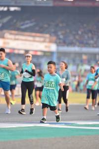 BIB: 51511
                            <button type="button" onclick="openModal(10473923)" class="btn btn-primary btn-sm float-right btn-popup" data-toggle="modal" data-target=".modal-high-quality">
                        <i class="fas fa-shopping-cart"></i> Add to Cart
                    </button>
                                            <button type="button" onclick="isThisMe(10473923, true)" class="btn btn-success btn-sm float-right btn-popup btn-isme hidden" data-toggle="tooltip" data-placement="bottom" title="นี่คือรูปของคุณใช่ไหม คลิกที่นี่เพื่อเอาเข้าอัลบั้ม">
                        <i class="fas fa-plus"></i> Add to album
                    </button>
                    <button type="button" onclick="isThisMe(10473923, false)" class="btn btn-warning btn-sm float-right btn-popup btn-isnotme hidden">
                        <i class="fas fa-ban"></i> Remove from album
                    </button>