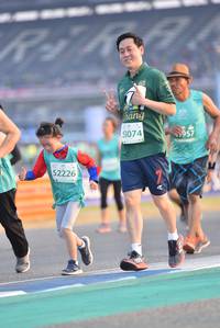 BIB: 53074, 957, 52226
                            <button type="button" onclick="openModal(10473413)" class="btn btn-primary btn-sm float-right btn-popup" data-toggle="modal" data-target=".modal-high-quality">
                        <i class="fas fa-shopping-cart"></i> Add to Cart
                    </button>
                                            <button type="button" onclick="isThisMe(10473413, true)" class="btn btn-success btn-sm float-right btn-popup btn-isme hidden" data-toggle="tooltip" data-placement="bottom" title="นี่คือรูปของคุณใช่ไหม คลิกที่นี่เพื่อเอาเข้าอัลบั้ม">
                        <i class="fas fa-plus"></i> Add to album
                    </button>
                    <button type="button" onclick="isThisMe(10473413, false)" class="btn btn-warning btn-sm float-right btn-popup btn-isnotme hidden">
                        <i class="fas fa-ban"></i> Remove from album
                    </button>