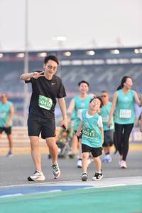 BIB: 53122, 50436, 50013
                            <button type="button" onclick="openModal(10477520)" class="btn btn-primary btn-sm float-right btn-popup" data-toggle="modal" data-target=".modal-high-quality">
                        <i class="fas fa-shopping-cart"></i> Add to Cart
                    </button>
                                            <button type="button" onclick="isThisMe(10477520, true)" class="btn btn-success btn-sm float-right btn-popup btn-isme hidden" data-toggle="tooltip" data-placement="bottom" title="นี่คือรูปของคุณใช่ไหม คลิกที่นี่เพื่อเอาเข้าอัลบั้ม">
                        <i class="fas fa-plus"></i> Add to album
                    </button>
                    <button type="button" onclick="isThisMe(10477520, false)" class="btn btn-warning btn-sm float-right btn-popup btn-isnotme hidden">
                        <i class="fas fa-ban"></i> Remove from album
                    </button>