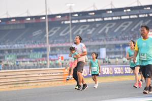 BIB: 460, 52209
                            <button type="button" onclick="openModal(10477277)" class="btn btn-primary btn-sm float-right btn-popup" data-toggle="modal" data-target=".modal-high-quality">
                        <i class="fas fa-shopping-cart"></i> Add to Cart
                    </button>
                                            <button type="button" onclick="isThisMe(10477277, true)" class="btn btn-success btn-sm float-right btn-popup btn-isme hidden" data-toggle="tooltip" data-placement="bottom" title="นี่คือรูปของคุณใช่ไหม คลิกที่นี่เพื่อเอาเข้าอัลบั้ม">
                        <i class="fas fa-plus"></i> Add to album
                    </button>
                    <button type="button" onclick="isThisMe(10477277, false)" class="btn btn-warning btn-sm float-right btn-popup btn-isnotme hidden">
                        <i class="fas fa-ban"></i> Remove from album
                    </button>