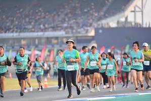 BIB: 52963, 1667, 12250, 50898
                            <button type="button" onclick="openModal(10474052)" class="btn btn-primary btn-sm float-right btn-popup" data-toggle="modal" data-target=".modal-high-quality">
                        <i class="fas fa-shopping-cart"></i> Add to Cart
                    </button>
                                            <button type="button" onclick="isThisMe(10474052, true)" class="btn btn-success btn-sm float-right btn-popup btn-isme hidden" data-toggle="tooltip" data-placement="bottom" title="นี่คือรูปของคุณใช่ไหม คลิกที่นี่เพื่อเอาเข้าอัลบั้ม">
                        <i class="fas fa-plus"></i> Add to album
                    </button>
                    <button type="button" onclick="isThisMe(10474052, false)" class="btn btn-warning btn-sm float-right btn-popup btn-isnotme hidden">
                        <i class="fas fa-ban"></i> Remove from album
                    </button>