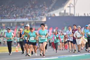 BIB: 2963, 52860, 407
                            <button type="button" onclick="openModal(10474058)" class="btn btn-primary btn-sm float-right btn-popup" data-toggle="modal" data-target=".modal-high-quality">
                        <i class="fas fa-shopping-cart"></i> Add to Cart
                    </button>
                                            <button type="button" onclick="isThisMe(10474058, true)" class="btn btn-success btn-sm float-right btn-popup btn-isme hidden" data-toggle="tooltip" data-placement="bottom" title="นี่คือรูปของคุณใช่ไหม คลิกที่นี่เพื่อเอาเข้าอัลบั้ม">
                        <i class="fas fa-plus"></i> Add to album
                    </button>
                    <button type="button" onclick="isThisMe(10474058, false)" class="btn btn-warning btn-sm float-right btn-popup btn-isnotme hidden">
                        <i class="fas fa-ban"></i> Remove from album
                    </button>