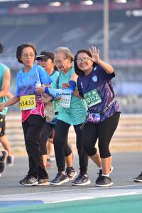 BIB: 53435, 3122, 50152
                            <button type="button" onclick="openModal(10473646)" class="btn btn-primary btn-sm float-right btn-popup" data-toggle="modal" data-target=".modal-high-quality">
                        <i class="fas fa-shopping-cart"></i> Add to Cart
                    </button>
                                            <button type="button" onclick="isThisMe(10473646, true)" class="btn btn-success btn-sm float-right btn-popup btn-isme hidden" data-toggle="tooltip" data-placement="bottom" title="นี่คือรูปของคุณใช่ไหม คลิกที่นี่เพื่อเอาเข้าอัลบั้ม">
                        <i class="fas fa-plus"></i> Add to album
                    </button>
                    <button type="button" onclick="isThisMe(10473646, false)" class="btn btn-warning btn-sm float-right btn-popup btn-isnotme hidden">
                        <i class="fas fa-ban"></i> Remove from album
                    </button>