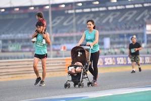 BIB: 51639
                            <button type="button" onclick="openModal(10480153)" class="btn btn-primary btn-sm float-right btn-popup" data-toggle="modal" data-target=".modal-high-quality">
                        <i class="fas fa-shopping-cart"></i> Add to Cart
                    </button>
                                            <button type="button" onclick="isThisMe(10480153, true)" class="btn btn-success btn-sm float-right btn-popup btn-isme hidden" data-toggle="tooltip" data-placement="bottom" title="นี่คือรูปของคุณใช่ไหม คลิกที่นี่เพื่อเอาเข้าอัลบั้ม">
                        <i class="fas fa-plus"></i> Add to album
                    </button>
                    <button type="button" onclick="isThisMe(10480153, false)" class="btn btn-warning btn-sm float-right btn-popup btn-isnotme hidden">
                        <i class="fas fa-ban"></i> Remove from album
                    </button>