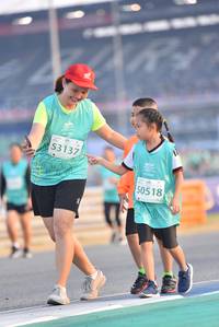 BIB: 53137, 50518
                            <button type="button" onclick="openModal(10472933)" class="btn btn-primary btn-sm float-right btn-popup" data-toggle="modal" data-target=".modal-high-quality">
                        <i class="fas fa-shopping-cart"></i> Add to Cart
                    </button>
                                            <button type="button" onclick="isThisMe(10472933, true)" class="btn btn-success btn-sm float-right btn-popup btn-isme hidden" data-toggle="tooltip" data-placement="bottom" title="นี่คือรูปของคุณใช่ไหม คลิกที่นี่เพื่อเอาเข้าอัลบั้ม">
                        <i class="fas fa-plus"></i> Add to album
                    </button>
                    <button type="button" onclick="isThisMe(10472933, false)" class="btn btn-warning btn-sm float-right btn-popup btn-isnotme hidden">
                        <i class="fas fa-ban"></i> Remove from album
                    </button>