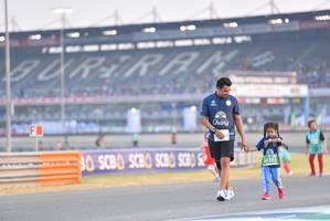 BIB: 50383
                            <button type="button" onclick="openModal(10480267)" class="btn btn-primary btn-sm float-right btn-popup" data-toggle="modal" data-target=".modal-high-quality">
                        <i class="fas fa-shopping-cart"></i> Add to Cart
                    </button>
                                            <button type="button" onclick="isThisMe(10480267, true)" class="btn btn-success btn-sm float-right btn-popup btn-isme hidden" data-toggle="tooltip" data-placement="bottom" title="นี่คือรูปของคุณใช่ไหม คลิกที่นี่เพื่อเอาเข้าอัลบั้ม">
                        <i class="fas fa-plus"></i> Add to album
                    </button>
                    <button type="button" onclick="isThisMe(10480267, false)" class="btn btn-warning btn-sm float-right btn-popup btn-isnotme hidden">
                        <i class="fas fa-ban"></i> Remove from album
                    </button>