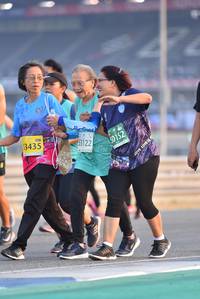 BIB: 53122, 3435, 152
                            <button type="button" onclick="openModal(10473652)" class="btn btn-primary btn-sm float-right btn-popup" data-toggle="modal" data-target=".modal-high-quality">
                        <i class="fas fa-shopping-cart"></i> Add to Cart
                    </button>
                                            <button type="button" onclick="isThisMe(10473652, true)" class="btn btn-success btn-sm float-right btn-popup btn-isme hidden" data-toggle="tooltip" data-placement="bottom" title="นี่คือรูปของคุณใช่ไหม คลิกที่นี่เพื่อเอาเข้าอัลบั้ม">
                        <i class="fas fa-plus"></i> Add to album
                    </button>
                    <button type="button" onclick="isThisMe(10473652, false)" class="btn btn-warning btn-sm float-right btn-popup btn-isnotme hidden">
                        <i class="fas fa-ban"></i> Remove from album
                    </button>