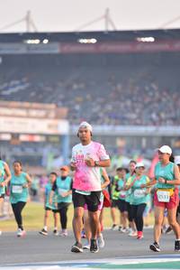 BIB: 52533
                            <button type="button" onclick="openModal(10474007)" class="btn btn-primary btn-sm float-right btn-popup" data-toggle="modal" data-target=".modal-high-quality">
                        <i class="fas fa-shopping-cart"></i> Add to Cart
                    </button>
                                            <button type="button" onclick="isThisMe(10474007, true)" class="btn btn-success btn-sm float-right btn-popup btn-isme hidden" data-toggle="tooltip" data-placement="bottom" title="นี่คือรูปของคุณใช่ไหม คลิกที่นี่เพื่อเอาเข้าอัลบั้ม">
                        <i class="fas fa-plus"></i> Add to album
                    </button>
                    <button type="button" onclick="isThisMe(10474007, false)" class="btn btn-warning btn-sm float-right btn-popup btn-isnotme hidden">
                        <i class="fas fa-ban"></i> Remove from album
                    </button>