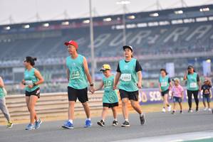 BIB: 51948, 53052, 534
                            <button type="button" onclick="openModal(10479057)" class="btn btn-primary btn-sm float-right btn-popup" data-toggle="modal" data-target=".modal-high-quality">
                        <i class="fas fa-shopping-cart"></i> Add to Cart
                    </button>
                                            <button type="button" onclick="isThisMe(10479057, true)" class="btn btn-success btn-sm float-right btn-popup btn-isme hidden" data-toggle="tooltip" data-placement="bottom" title="นี่คือรูปของคุณใช่ไหม คลิกที่นี่เพื่อเอาเข้าอัลบั้ม">
                        <i class="fas fa-plus"></i> Add to album
                    </button>
                    <button type="button" onclick="isThisMe(10479057, false)" class="btn btn-warning btn-sm float-right btn-popup btn-isnotme hidden">
                        <i class="fas fa-ban"></i> Remove from album
                    </button>